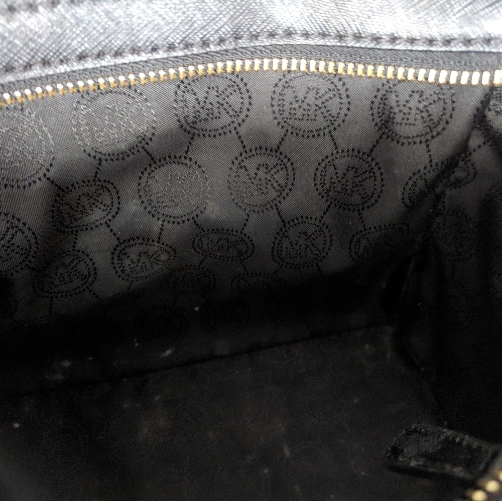 Michael Kors Medium Studded Selma - Picture 2 of 3